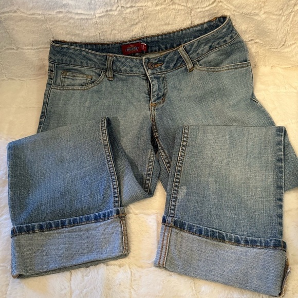DICKIES Cuffed Crop Denim Jeans. Size 5. 22” Inseam. Zip Front Closure. New - Picture 1 of 11